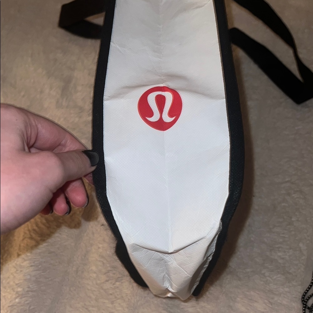 New Lululemon Tote & Hair Accessories - Picture 6 of 6